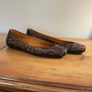 Diane von Furstenberg flat shoes